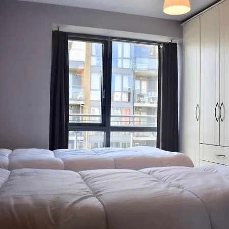 Apartment Top Floor With Stunning Views 8